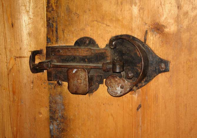 T&uuml;rschloss obere Kammer